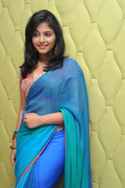 Anjali-at-Masala-Audio-Launch